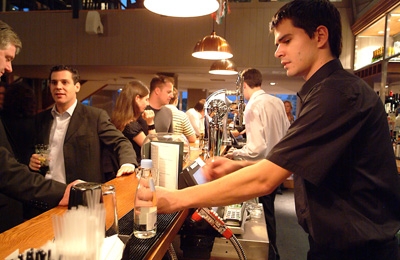 watersidefulham_bar_400_260_c1.jpg (400×260)